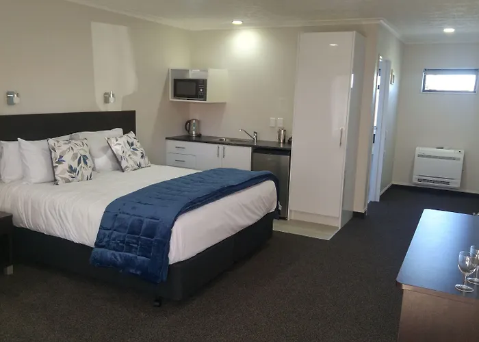 White Heron Motor Lodge