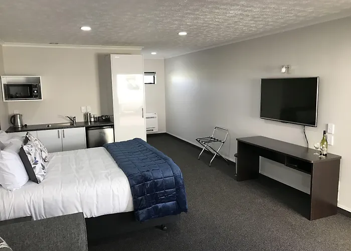 White Heron Motor Lodge